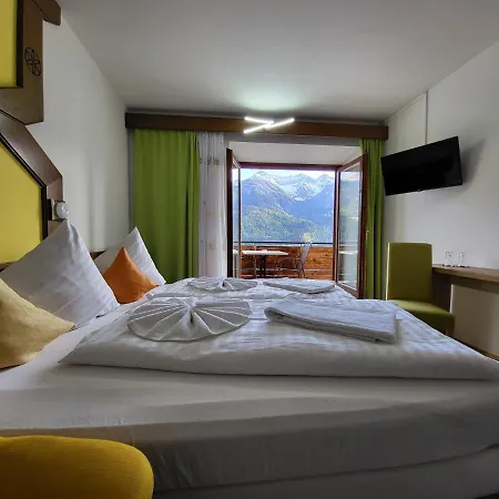 Zur Schmiede Guest house 3*