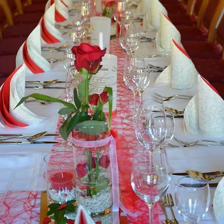 Zur Schmiede Guest house 3*