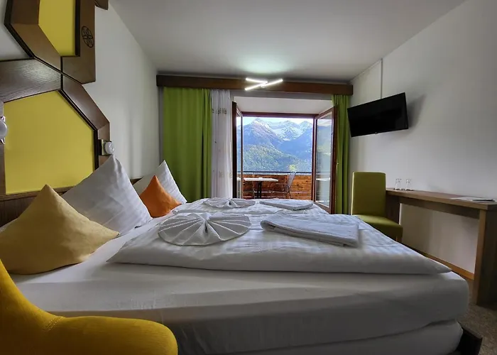 Zur Schmiede Guest house 3*