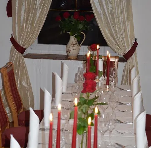 Zur Schmiede Guest house