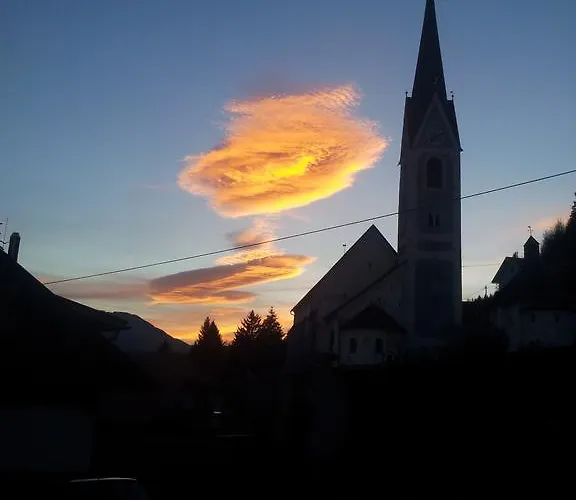 Konukevi Zur Schmiede 3*