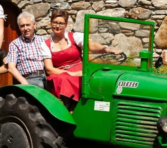 Zur Schmiede Guest house